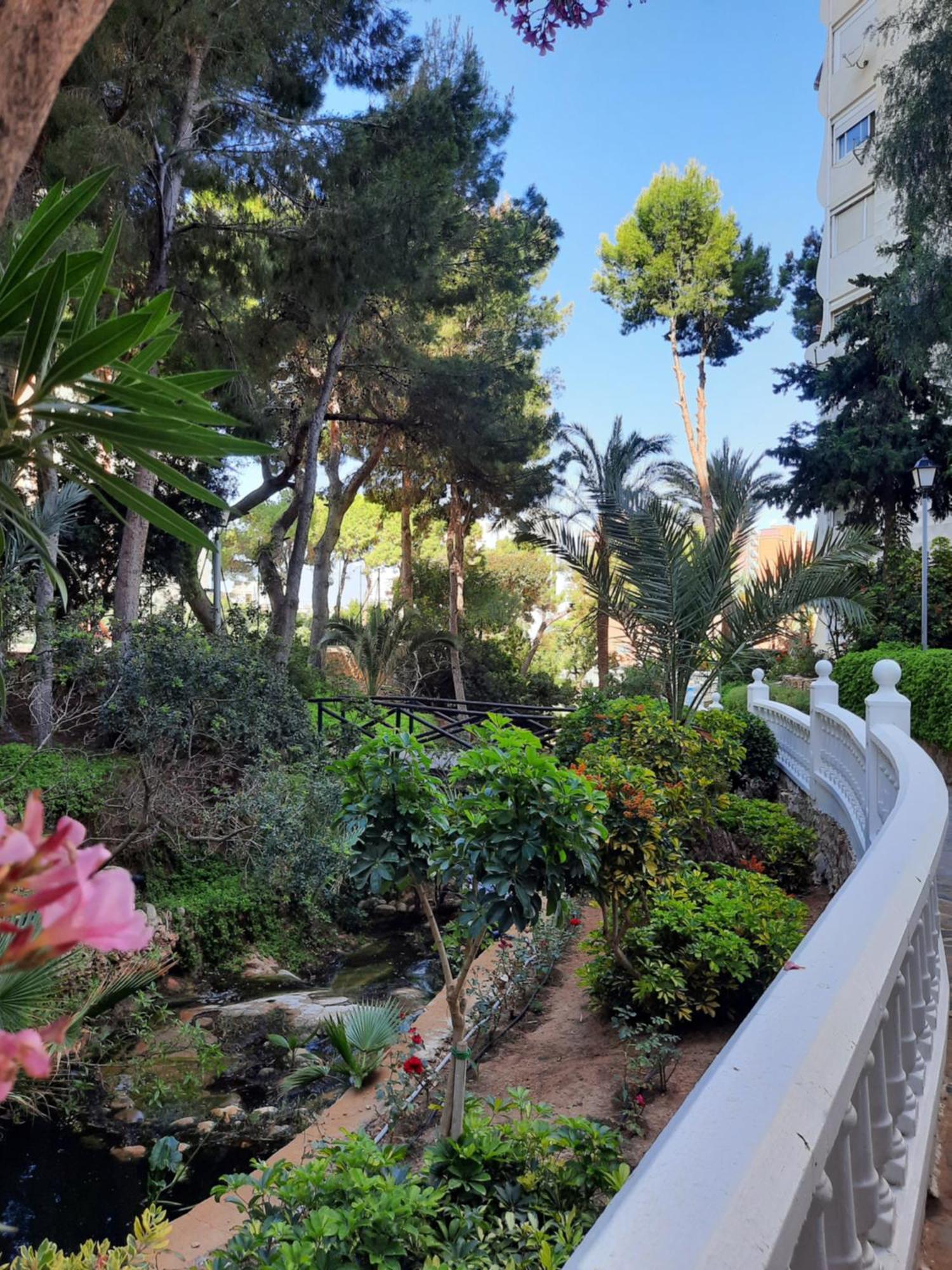 Playmon Holiday Apartment Benidorm Exterior photo