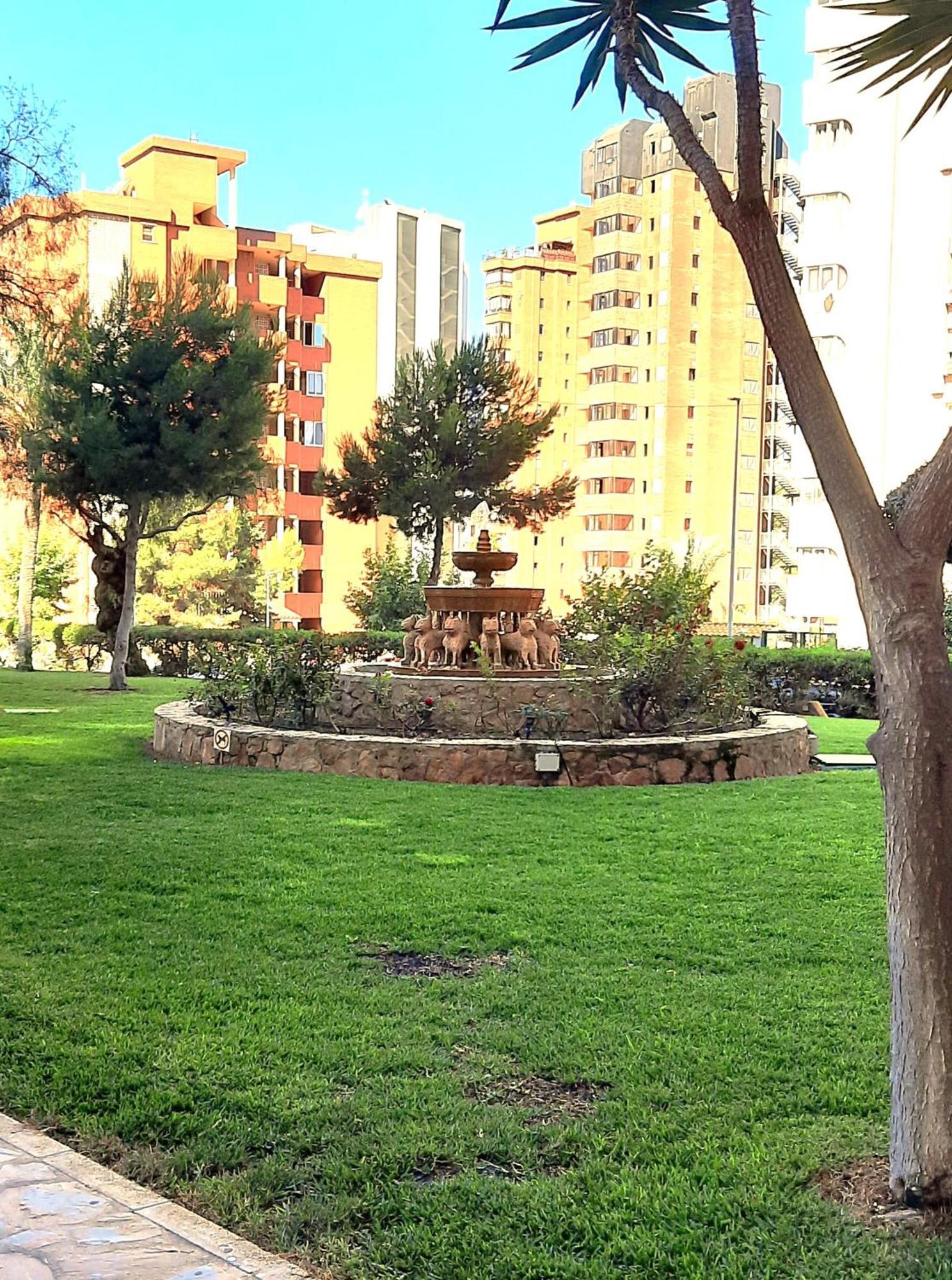 Playmon Holiday Apartment Benidorm Exterior photo